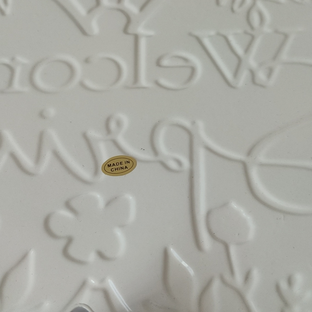 Version International Spring Sign - Picture 12 of 16